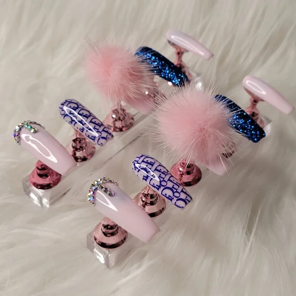 Acrylic press on nails - Picture 3 of 4